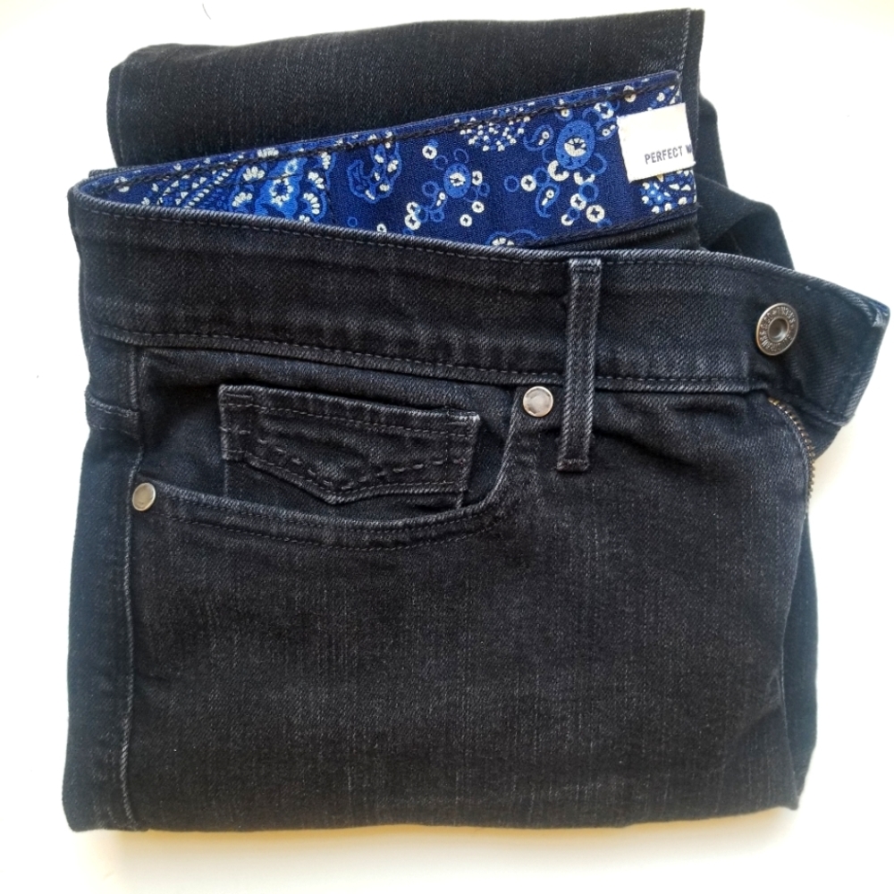 Levi's Perfect Waist Straight Leg 525 W10